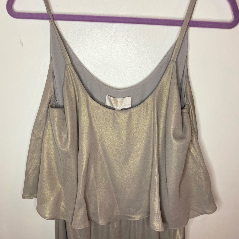 WAYF The Carolina Popover Gown In Platinum Shimmer - Picture 6 of 10